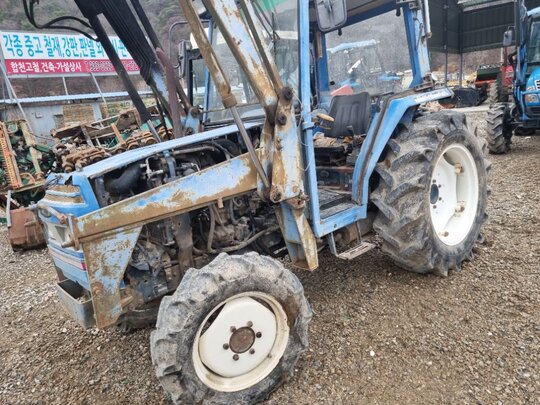 TYM 트랙터 TA4640 (46마력) 전체 사진1