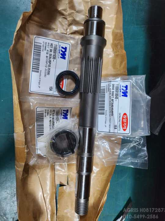 TYM 콤바인 HU6500G (4조식) HST 드라이브샤프트외 오일씰 등 사진1