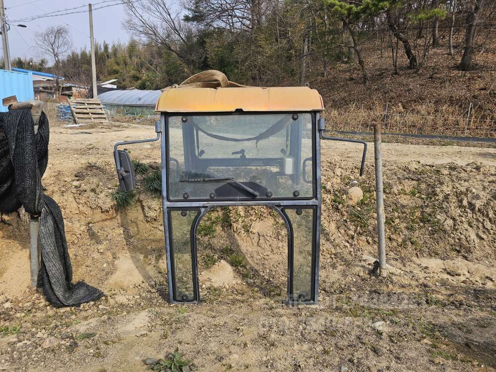 LS 트랙터 LT380D (38마력) 오픈 탑조합 사진2