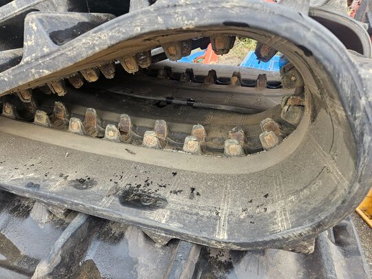 Daedong Combine Harvester DSM72 (4Rows) TrackWheel 사진1