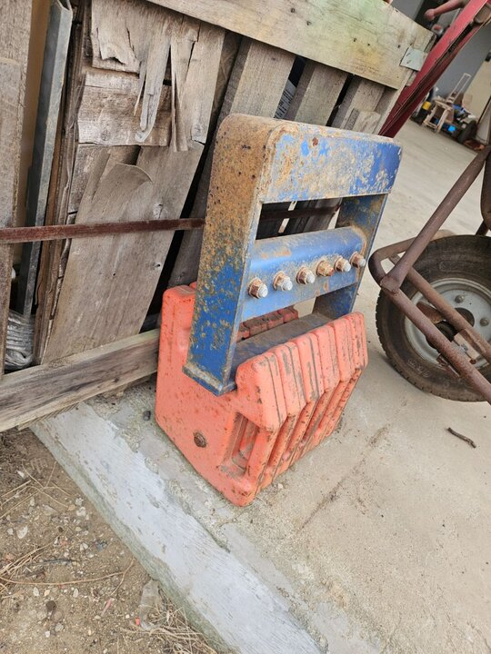 대동 트랙터 D4351 (43마력) 웨이트 추