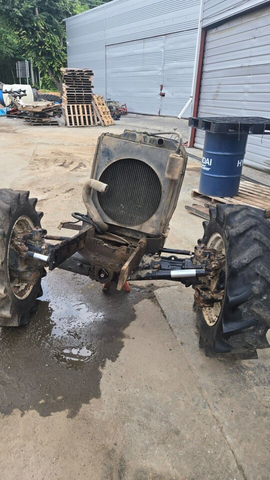 LS Tractor N47 (47hp) Cabin 사진1