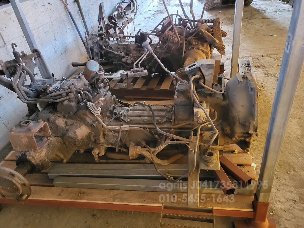 LS Tractor 트랙터LT모델  TransmissionAssy 사진2