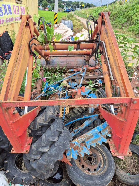 Daedong Tractor D51 (51hp) Loader  사진1