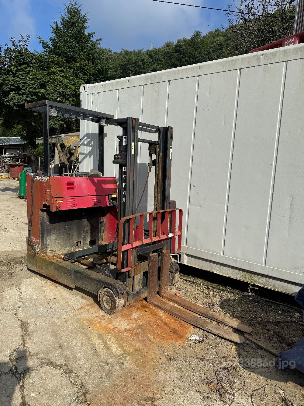 부품용 대우 2톤 입승식 지게 지게차 BR20-2 부품용 대우 2톤 입승식 지계차 배터리 없음 사진2