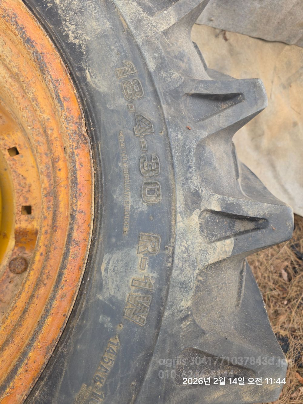 존디어 존디어 뒤 타이어 18.4-30 R-1W 호이루+타이어 사진2
