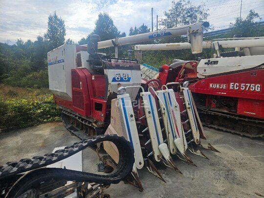 TYM Combine Harvester HU7000G (5Rows) Assy 사진1