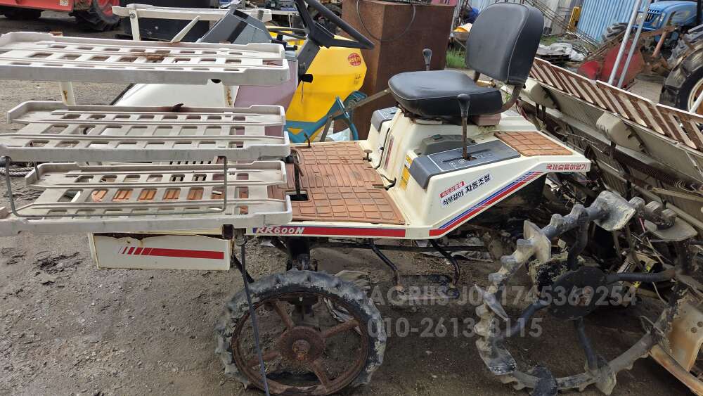 Kukje Rice transplanter RR600 (6Rows) 이앙기 사진2