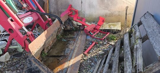    T903  1003  프론트 로더 사진1