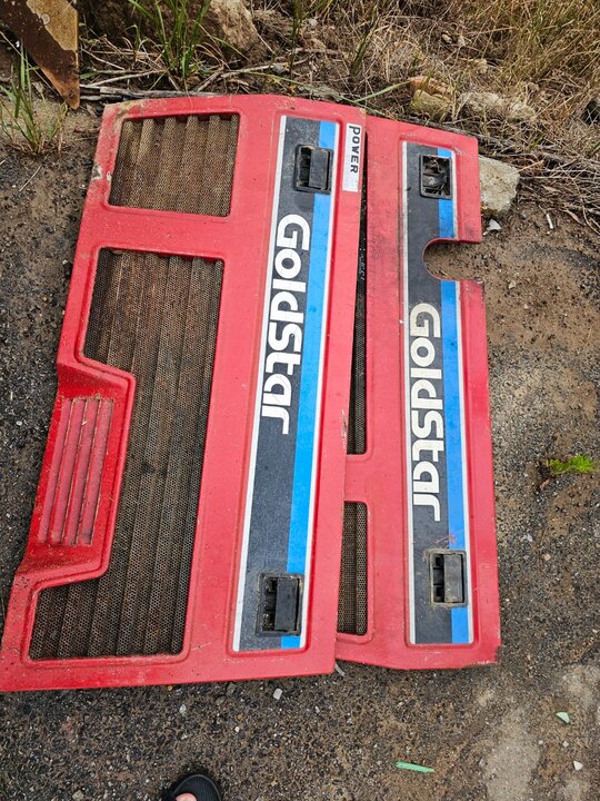 LS 트랙터 GT390 (39마력) 엔진커버 사진1