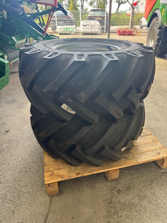  Round Baler F5600, F560  메인 Tire 사진1