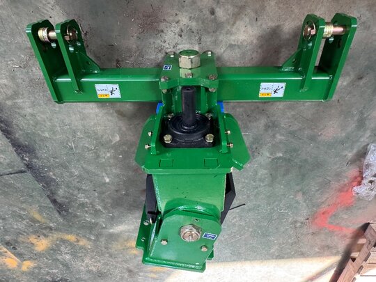  Round Baler FUSION, F5600, F560  굴절 ASSY 사진1