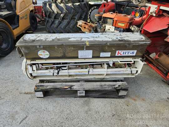 Kukje Rice transplanter 이앙기 () 측조시비기  사진1