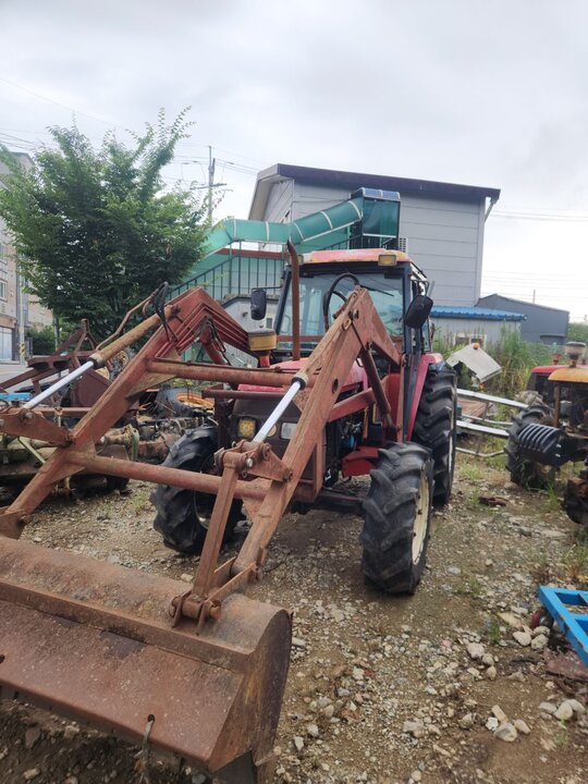 LS Tractor LT550D (55hp) 전장품부 사진1