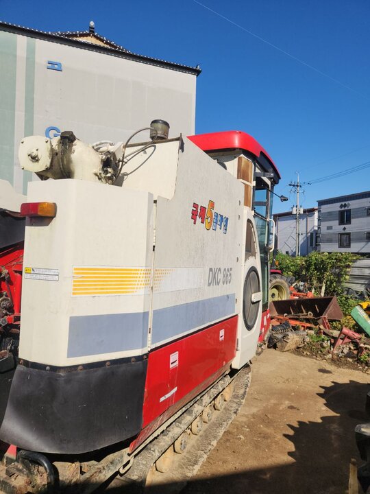 Kukje Combine Harvester DKC865 (5Rows) 전장품부 사진1