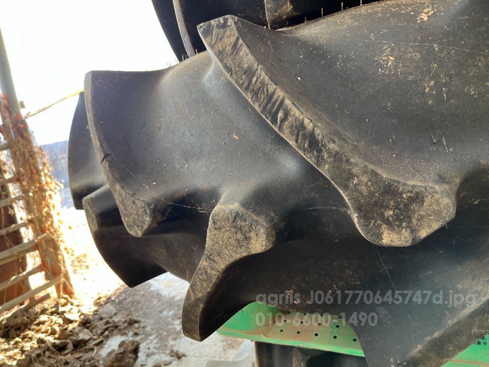 뉴홀랜드 트랙터 110-90DT (110마력) 타이어 휠포함1세트 사진2