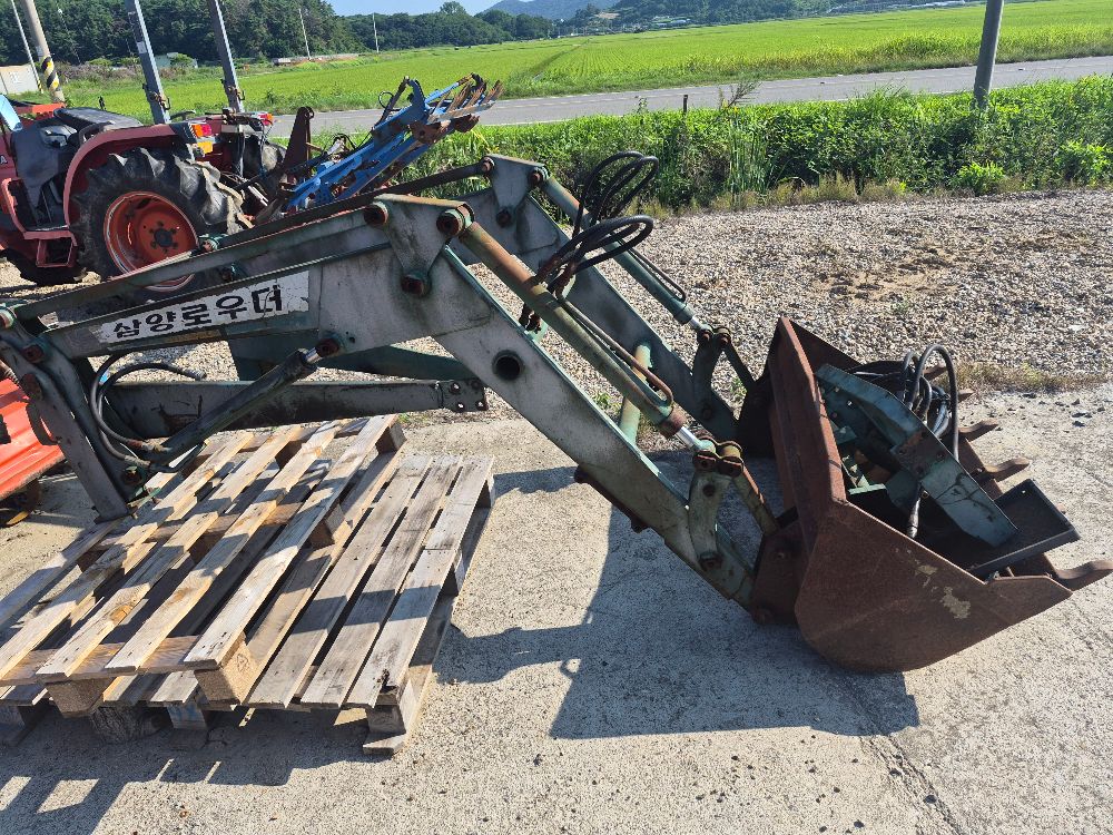대동 트랙터 D400 (43마력) 로다 사진2