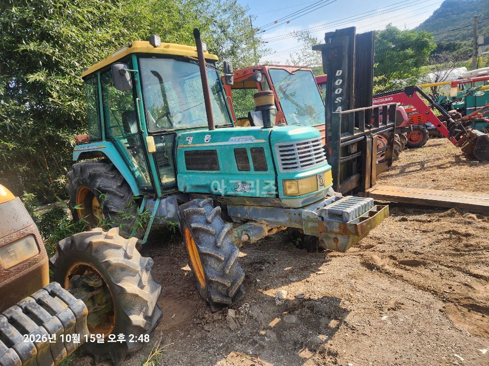 Daedong Tractor 트랙터  Spare Parts해체 사진2