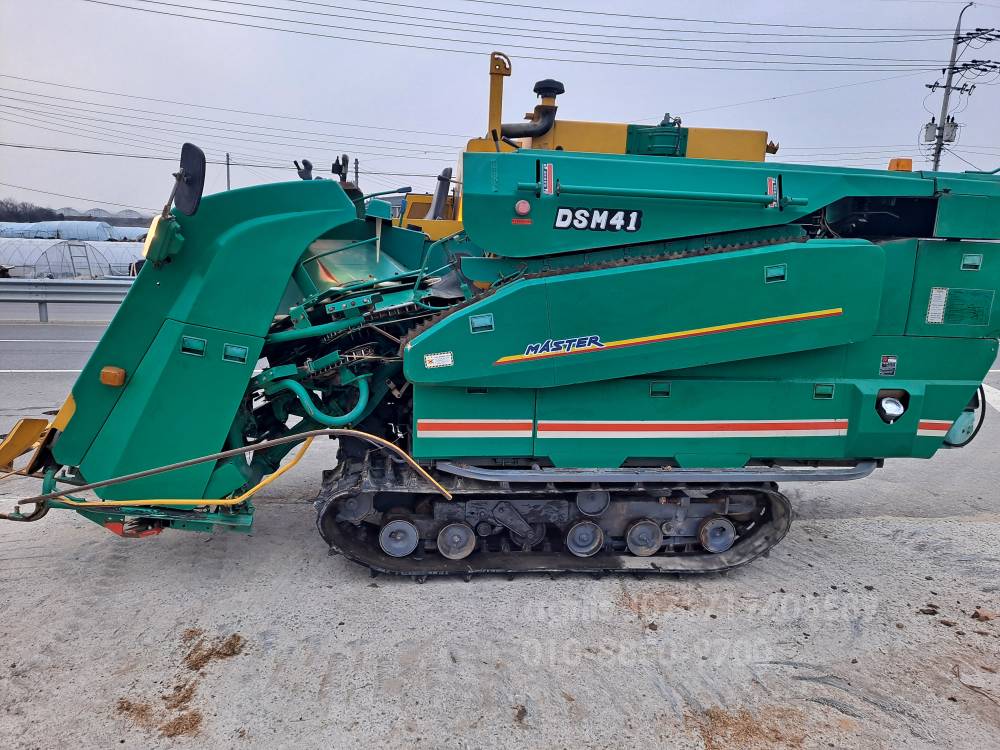 Daedong Combine Harvester DSM55 (4Rows) 사진3