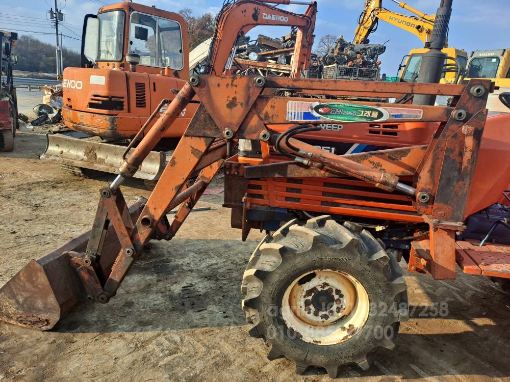 Daedong Tractor L4351 (43hp) 사진1