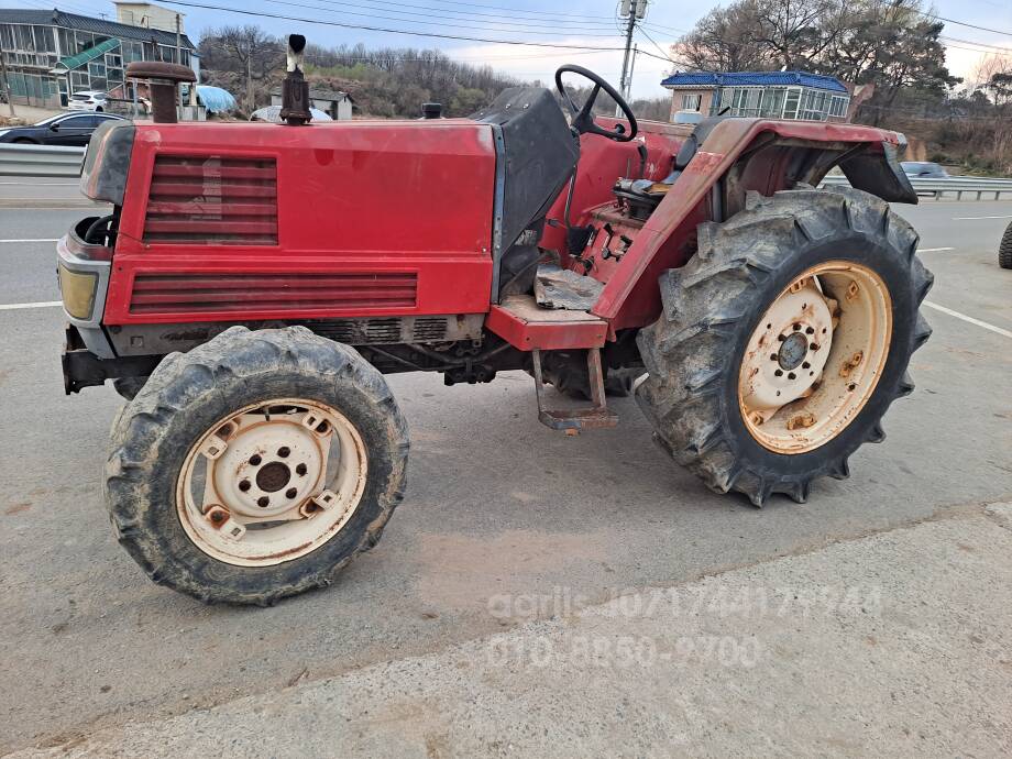 Kukje Tractor F455 (45hp) 뒤우측면