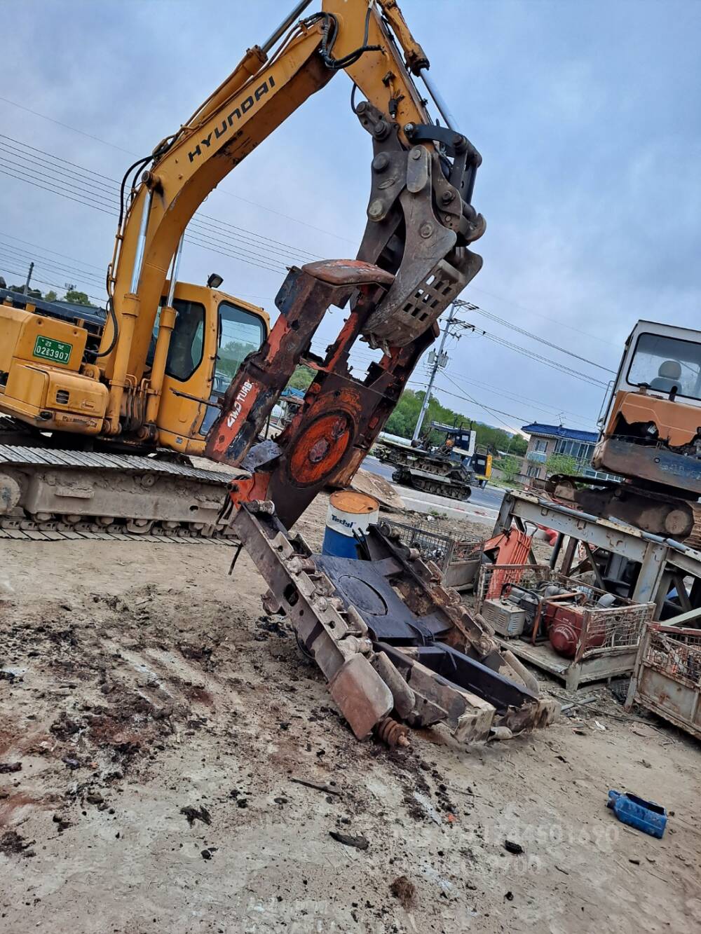 볼보 EC140 굴삭기 폐차전용집게.고철가위장작 전체 .정상작동됨  사진2