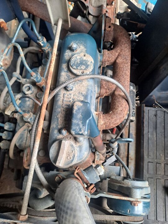 대동 콤바인 R1-191 (2조식) 하부.궤도.예취부.탈곡부.엔진.운반차로 사진1