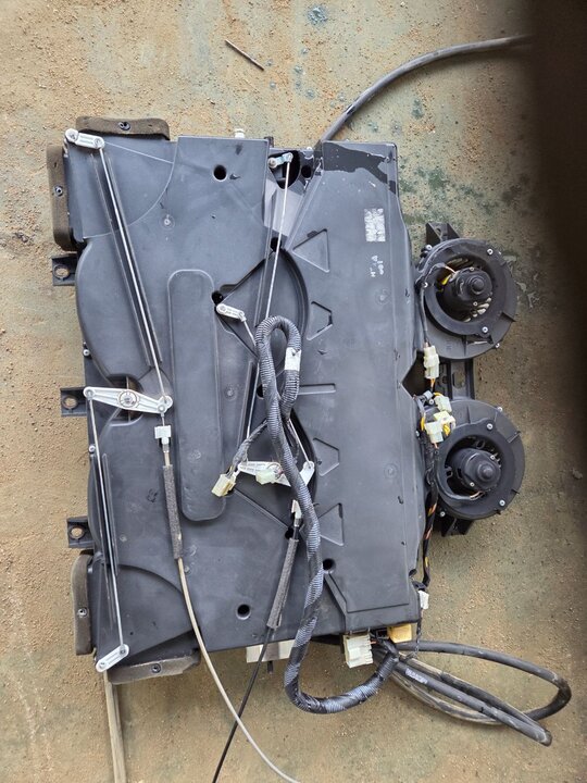 LS 트랙터 PS90 (88마력) PS모델 히터 에어콘 에버, 뒷유리 사진1