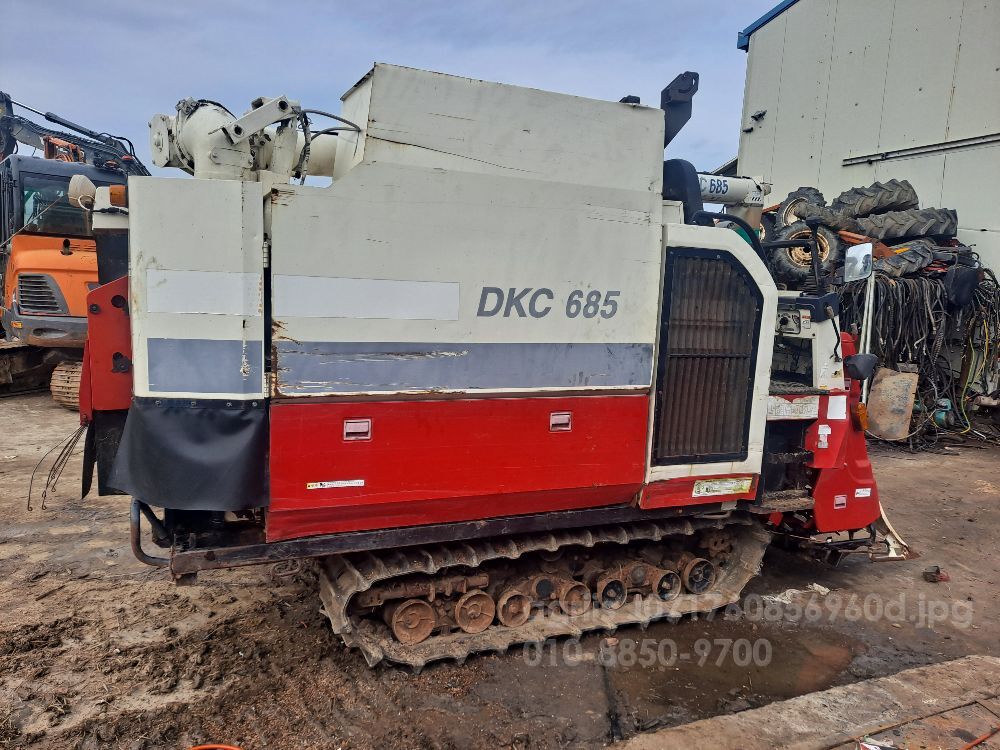 Kukje Combine Harvester DKC685 (4Rows) 뒤우측면