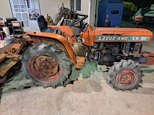 대동 트랙터 L2202 (22마력) 전체.부분적으로 사진1