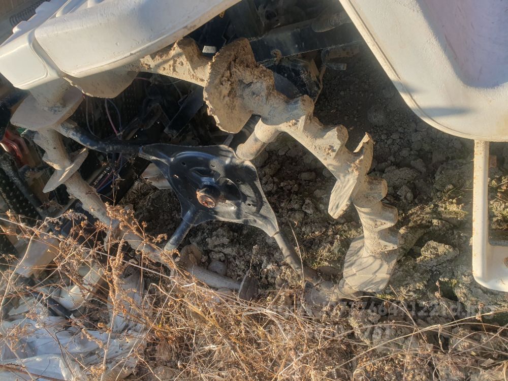 국제 이앙기 (6조식) 엔진및타이어 사진2