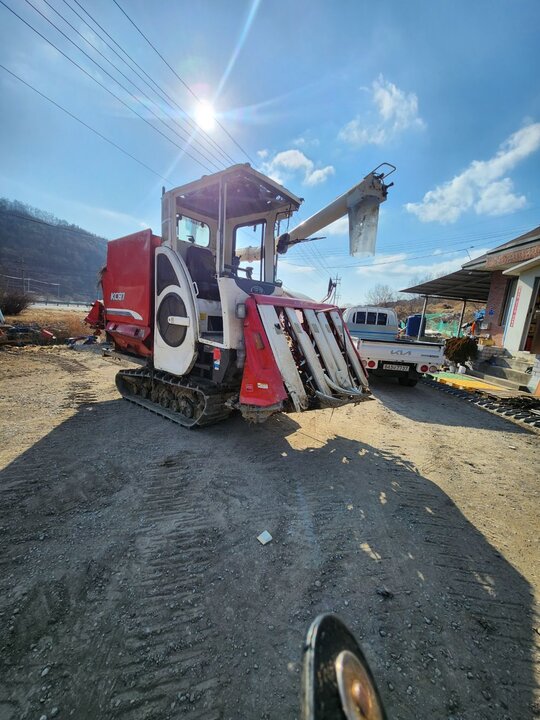 국제 콤바인 KC87 (5조식) 엔진  밋션부  전장부품  사진1