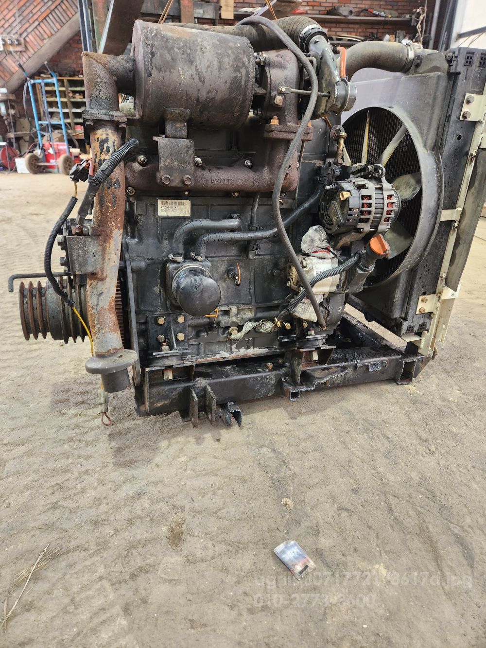 국제 콤바인 DKC865 (5조식) 엔진  사진2