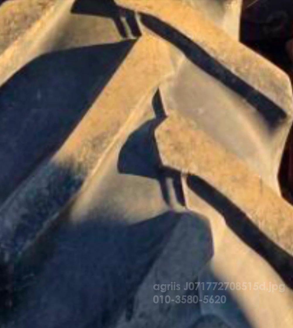    트랙터 타이어 사진2