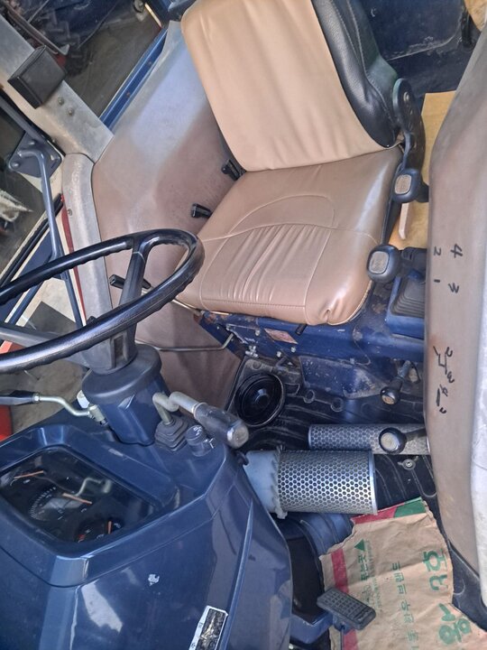 Daedong Tractor D43 (43hp) Assy.Spare Parts적으로 사진1