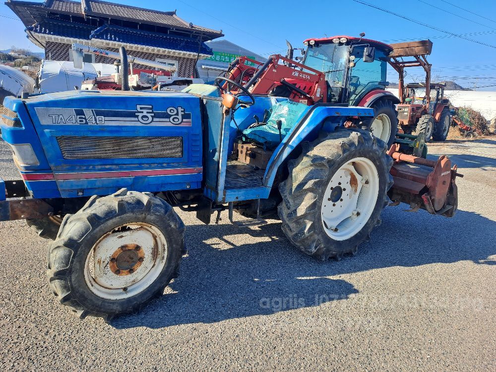 TYM Tractor 트랙터  뒤우측면