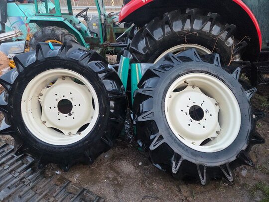Kukje Tractor DYNAQ500 (50hp) 앞뒤Tire호일포함 사진1