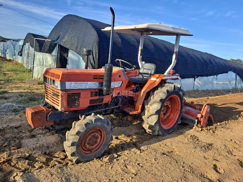 대동 트랙터 L2601 (26마력) 전체.부분적으로.작동잘됨 사진2