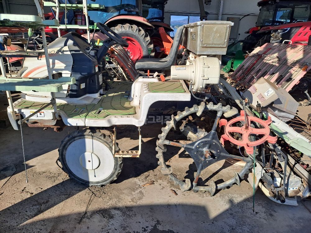 대동 이앙기 S3-680 (6조식) 전체.부분적으로 사진2