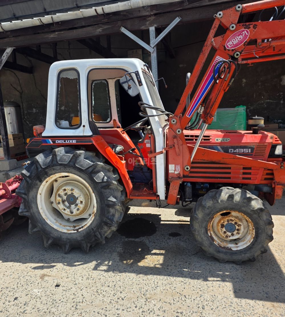 대동 트랙터 D470 (47마력) 앞바가지.로우더 사진2
