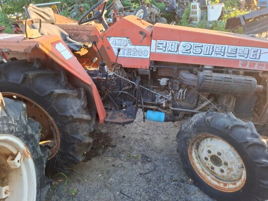 국제 트랙터 KTE230 (25마력) 부분적으로  사진1