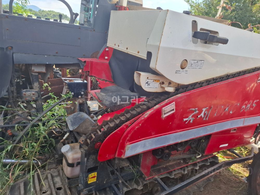 Kukje Combine Harvester KC4075 (4Rows) 본 콤바인 아세아사각베일러55 와대차교환됨  사진2
