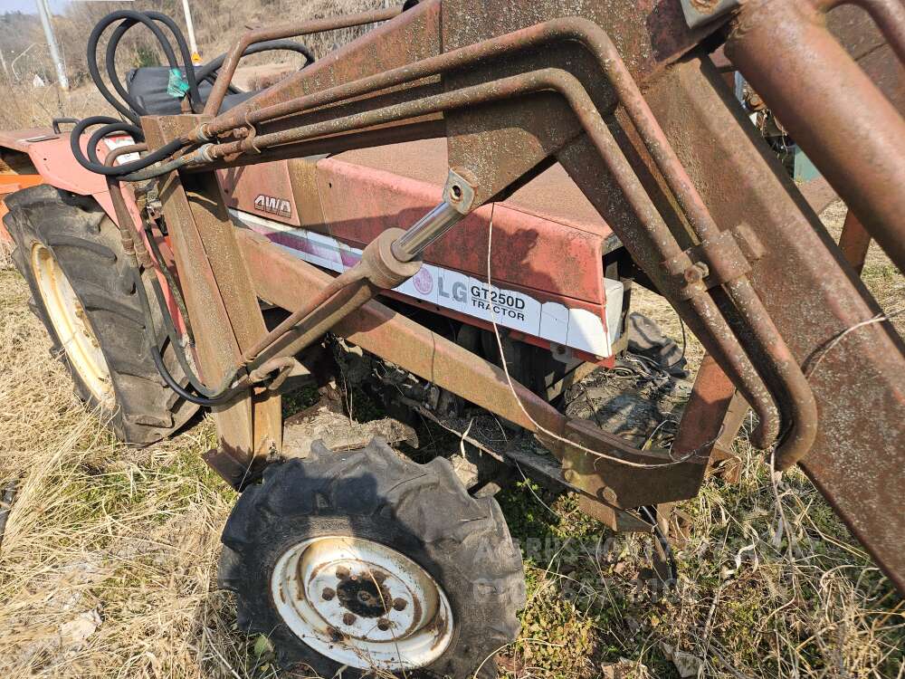 LS 트랙터 GT250D  부품차 본체 사진2