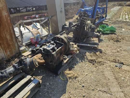 TYM 트랙터 T720 (72마력) 엔진 미션 사진1