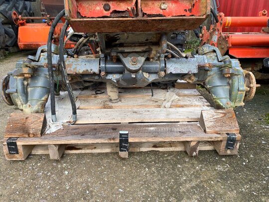 대동 트랙터 D500 (50마력) 앞차축조합 사진1