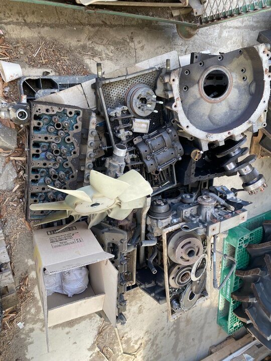 대동 트랙터 PX1000 (100마력) 엔진부품 사진1