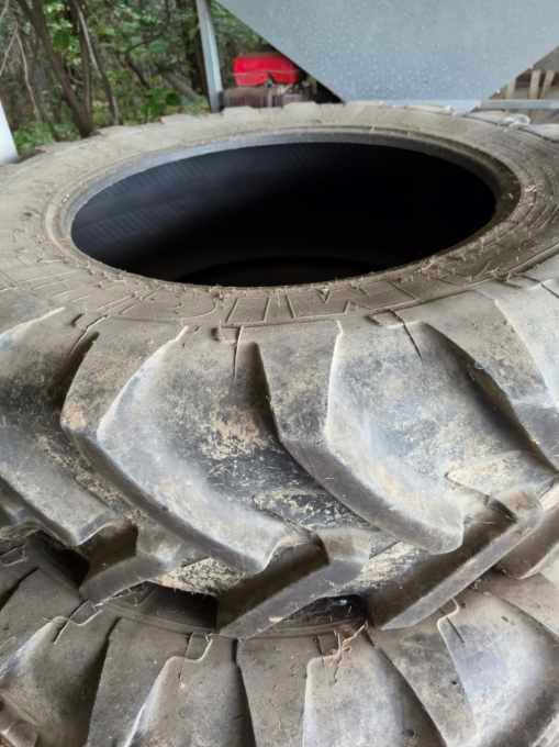  Tractor TR-27018.4-38  18.4-38 미쉐린Tire 사진2
