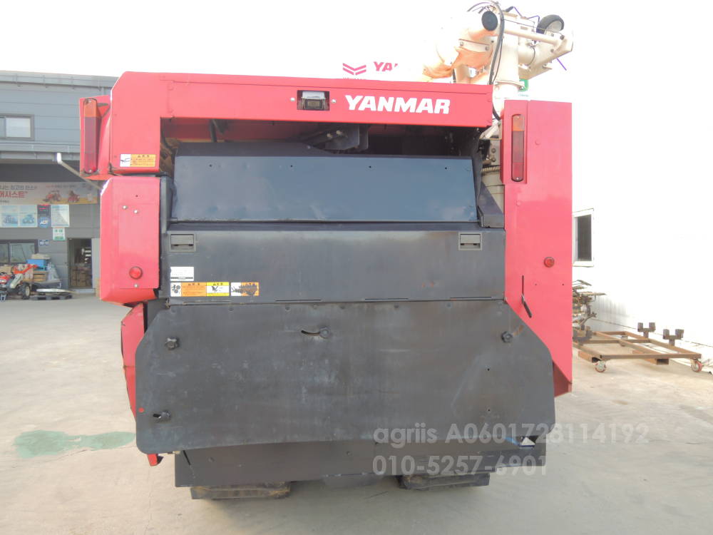 Yanmar Combine Harvester AW7114예취부신형 (7Rows) 측면