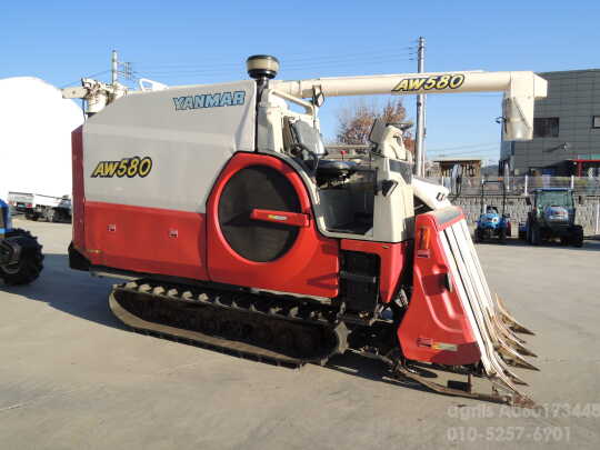 얀마 콤바인 AW580K (5조식) 앞좌측면