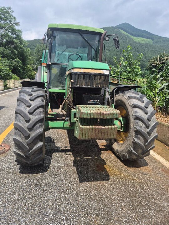JohnDeere Tractor 6610 (115hp) 앞좌측면
